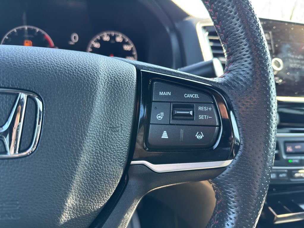 Used 2025 Honda Ridgeline Black Edition image 27