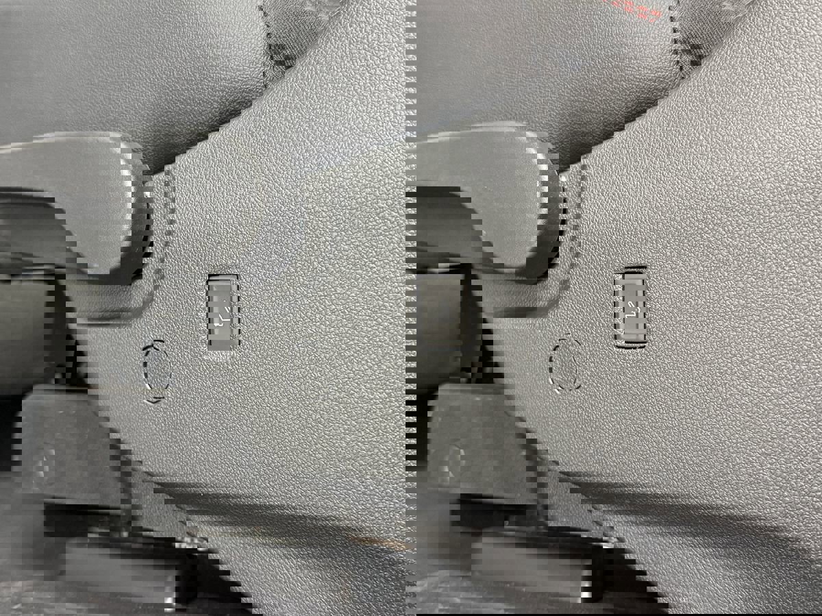 Used 2024 Chevrolet Traverse RS w/ LPO, Floor Liner Package image 43