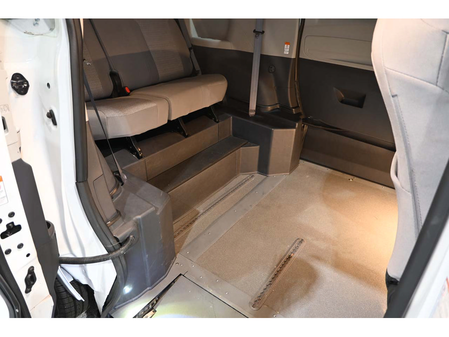 Used 2022 Toyota Sienna LE AWD/4WD image 18