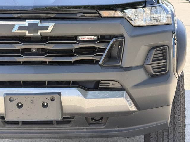 Used 2024 Chevrolet Colorado Trail Boss w/ Technology Package AWD/4WD image 9