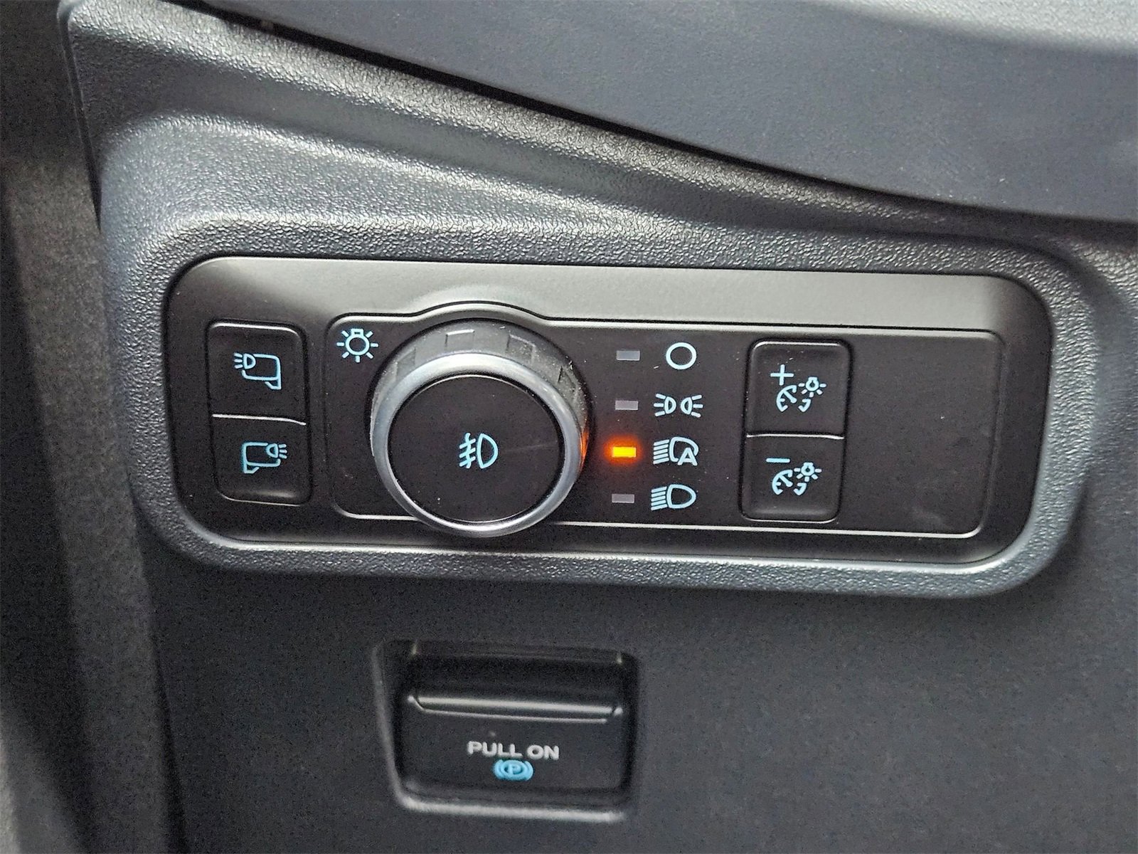 New 2025 Ford Bronco Badlands image 14