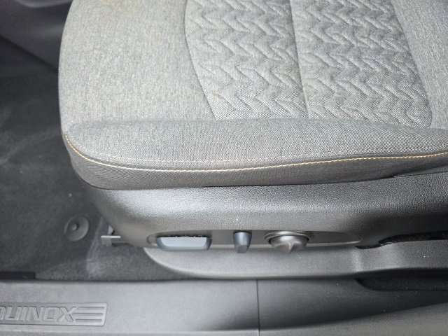 Used 2023 Chevrolet Equinox LT image 14