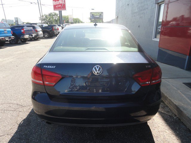 Used 2014 Volkswagen Passat 1.8T FWD image 4