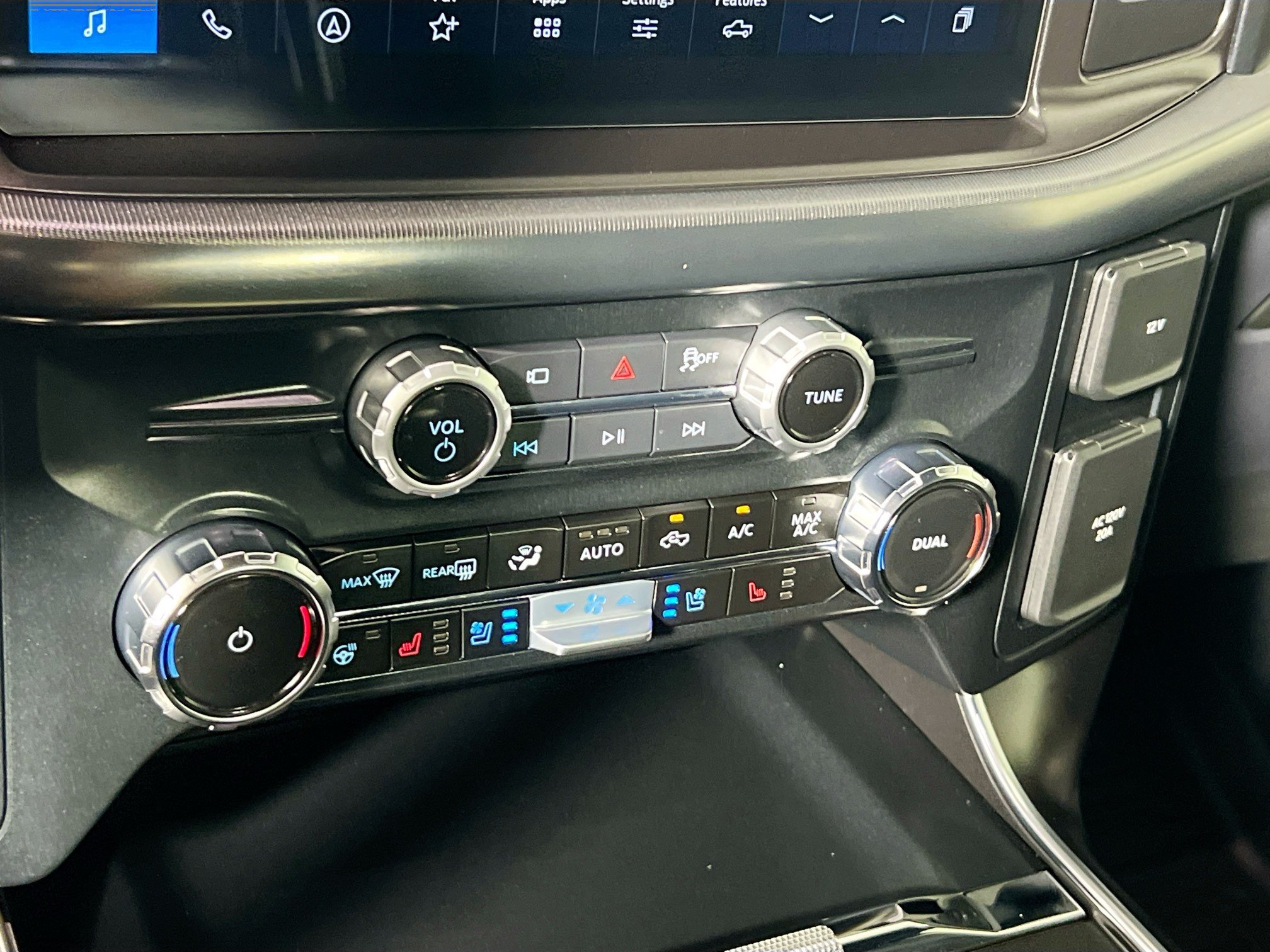 Used 2025 Ford F150 Raptor AWD/4WD image 26