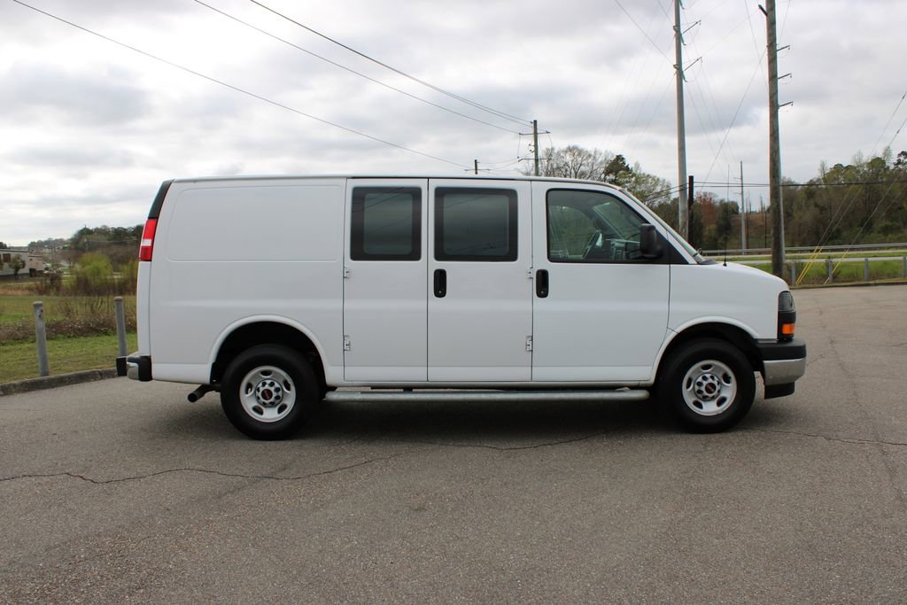 Used 2024 GMC Savana 2500 w/ Driver Convenience Package image 14