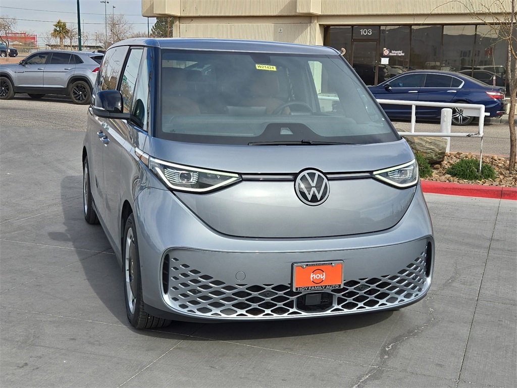 New 2025 Volkswagen ID. Buzz Pro S image 2