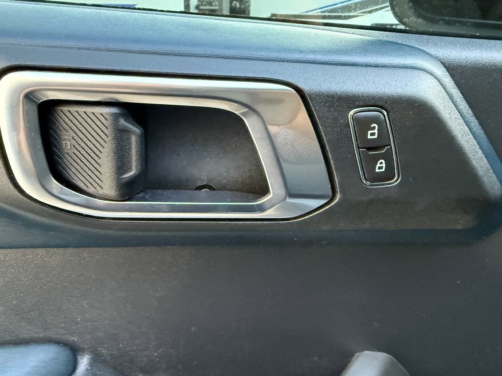 Used 2023 Ford Bronco Outer Banks image 43