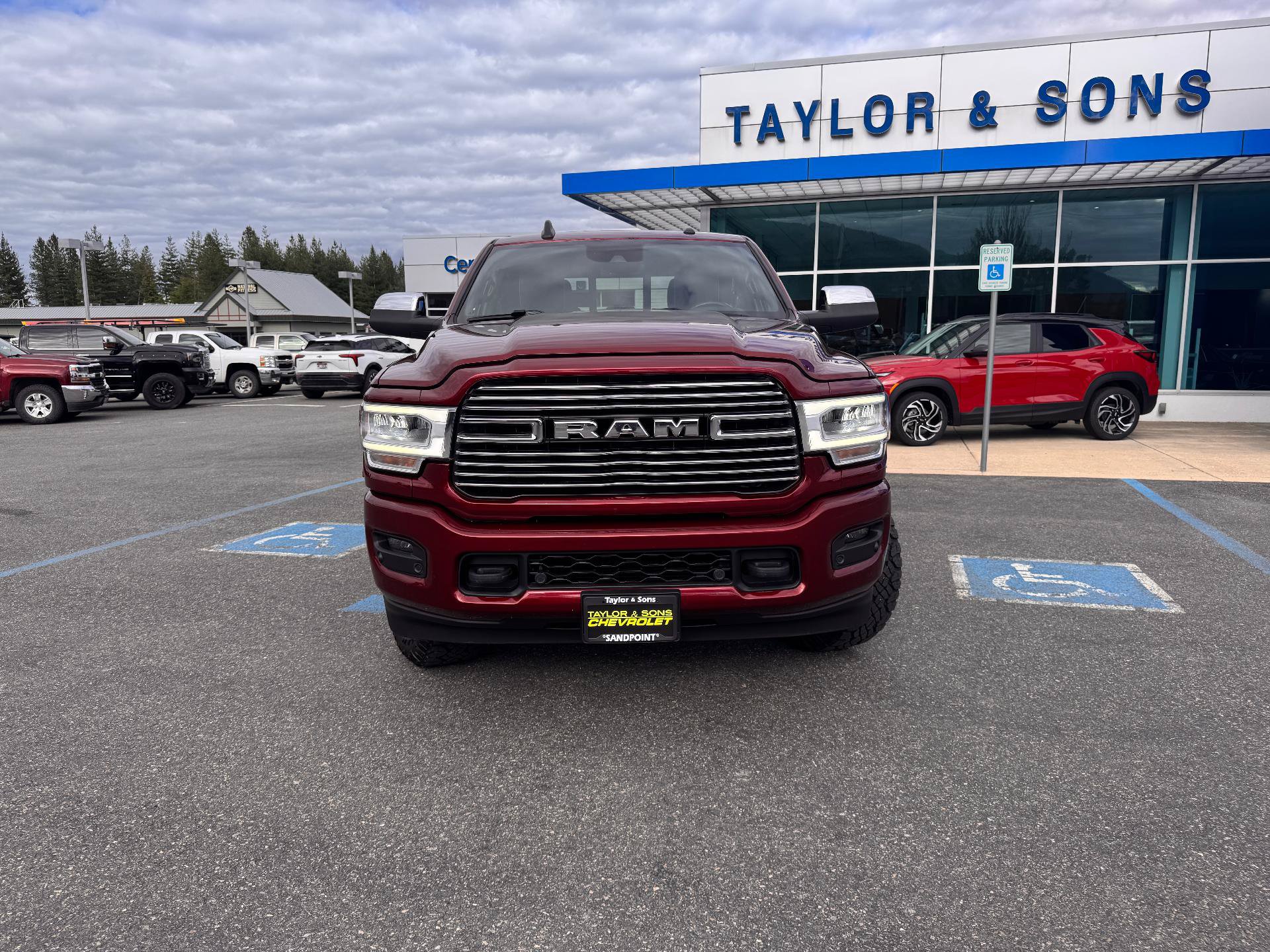 Used 2019 RAM 2500 Laramie AWD/4WD image 2