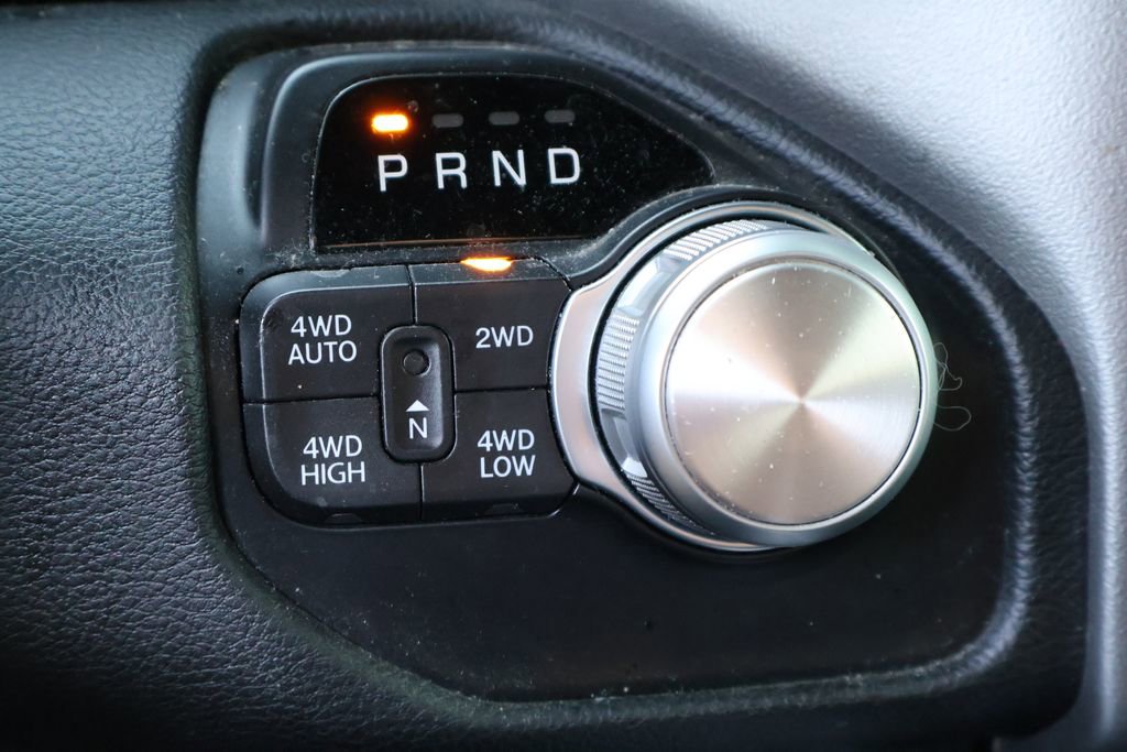 Used 2020 RAM 1500 Laramie w/ Sport Appearance Package AWD/4WD image 8