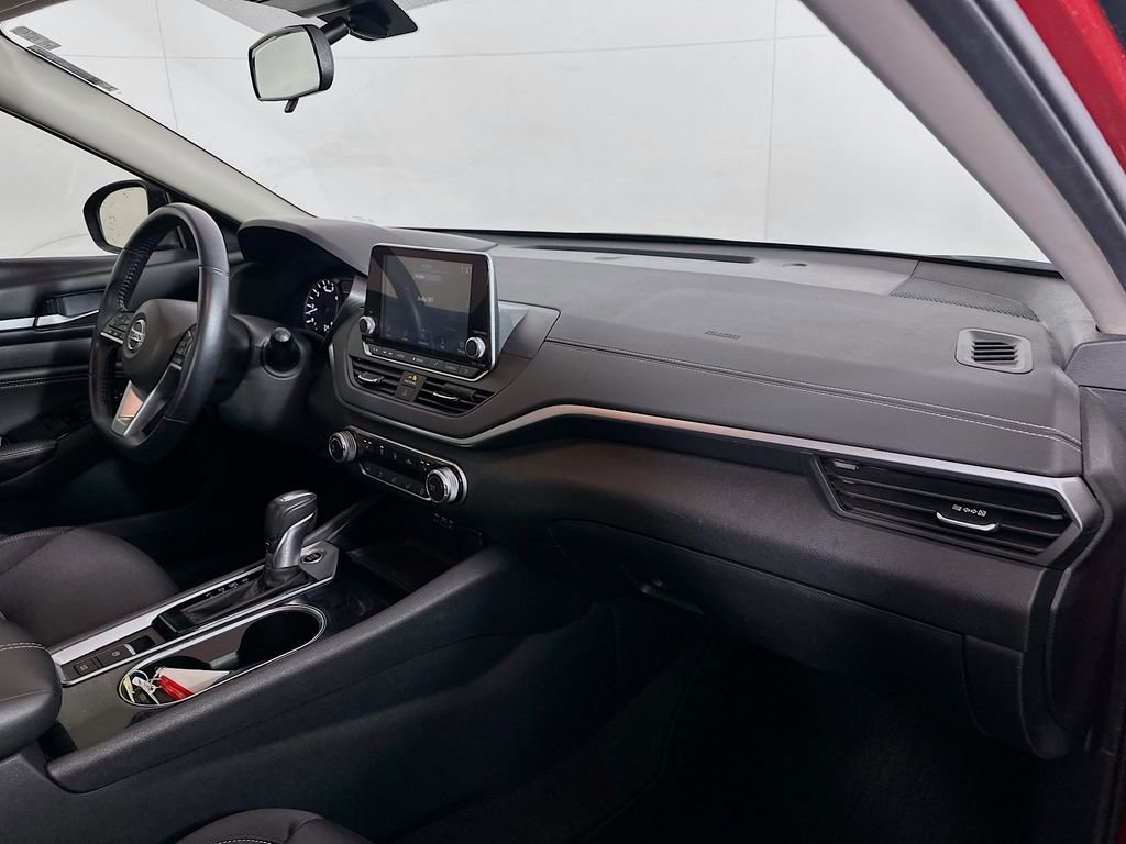 Used 2021 Nissan Altima 2.5 SV w/ SV Premium Package image 26
