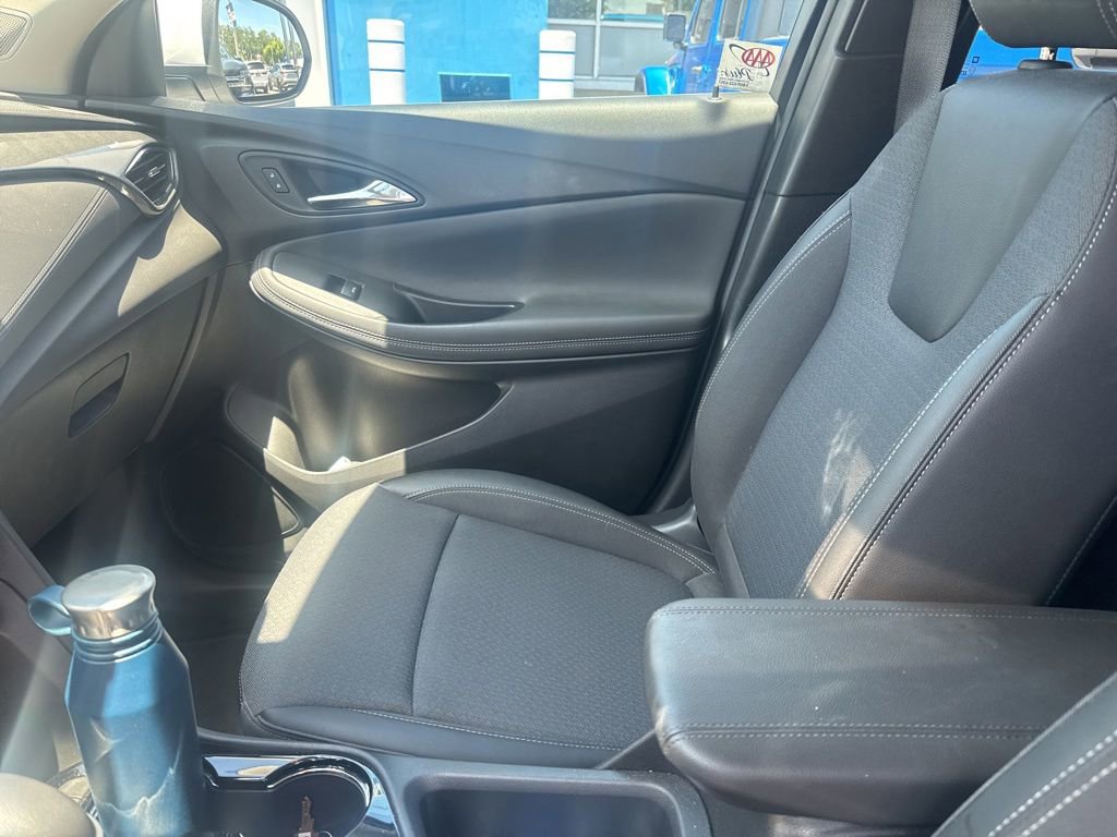 Used 2023 Buick Encore GX Preferred FWD image 17