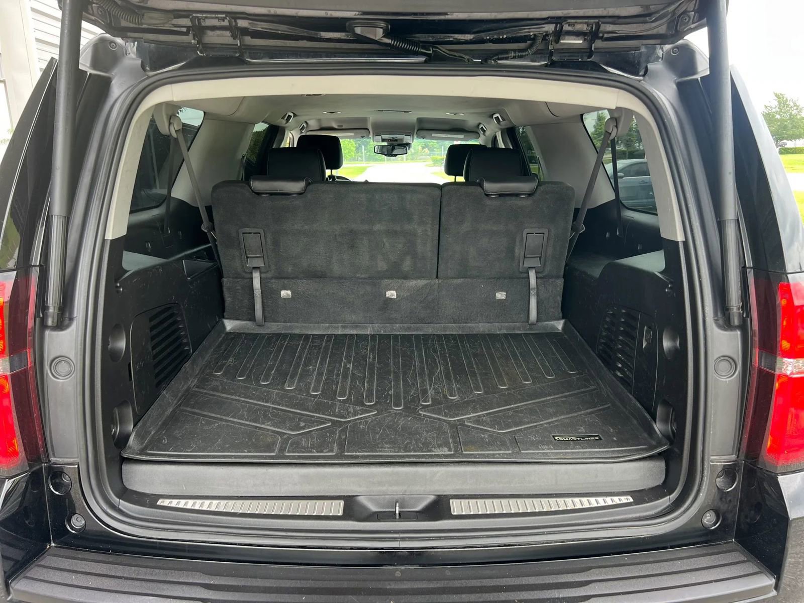 Used 2019 Chevrolet Suburban LT AWD/4WD image 27