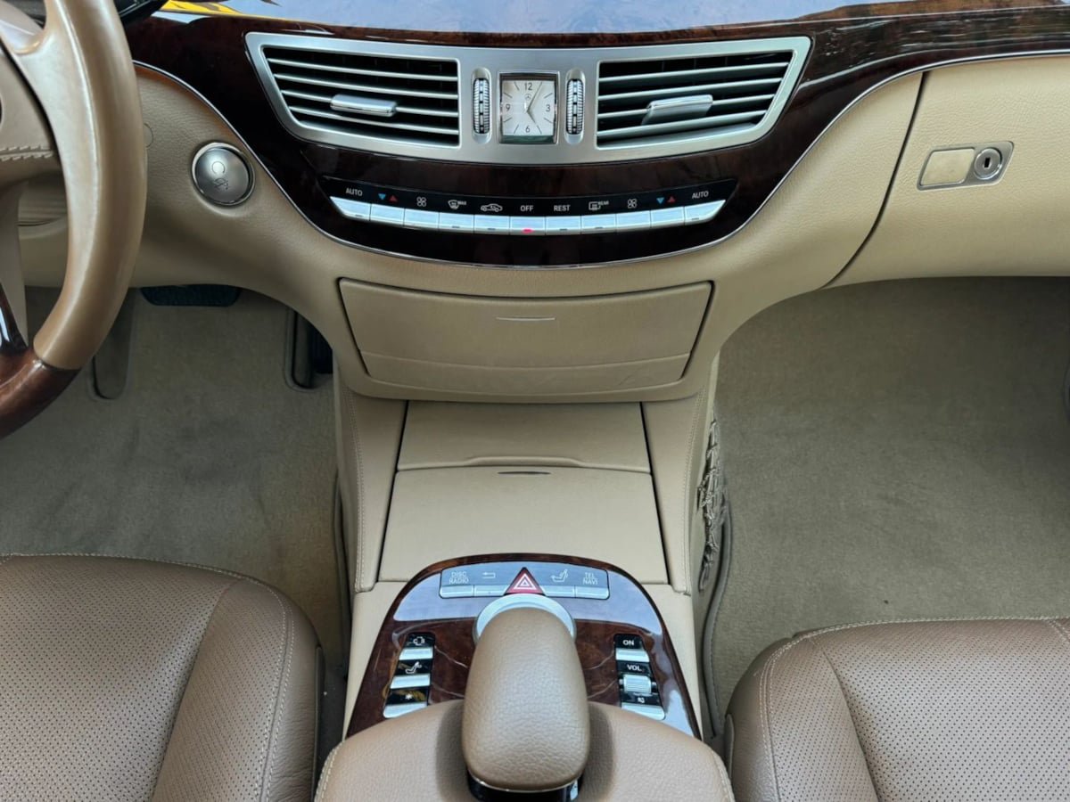 Used 2009 Mercedes-Benz S 550 image 30