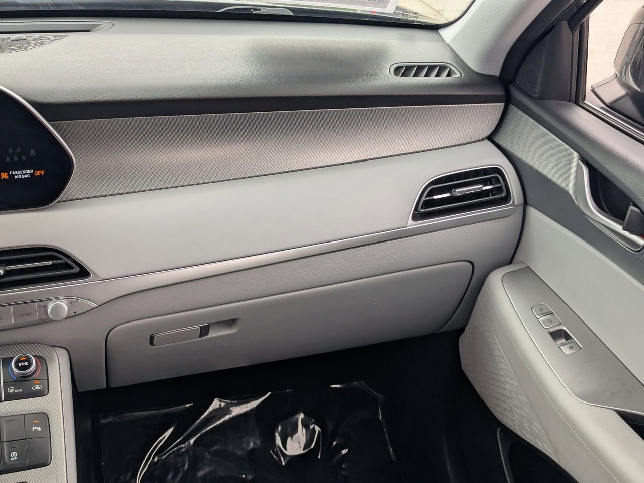 Used 2020 Hyundai Palisade SEL w/ Convenience Package image 15