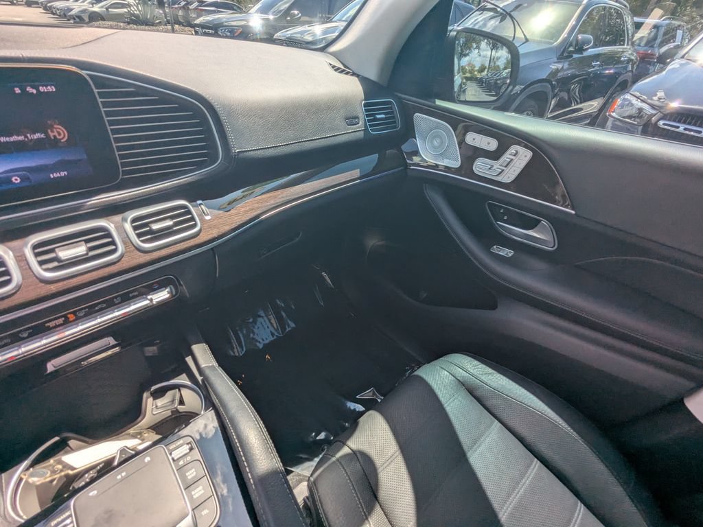 Certified 2024 Mercedes-Benz GLS 580 4MATIC image 4