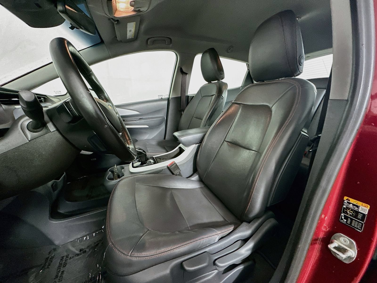 Used 2017 Chevrolet Bolt Premier w/ Driver Confidence II Package FWD image 20