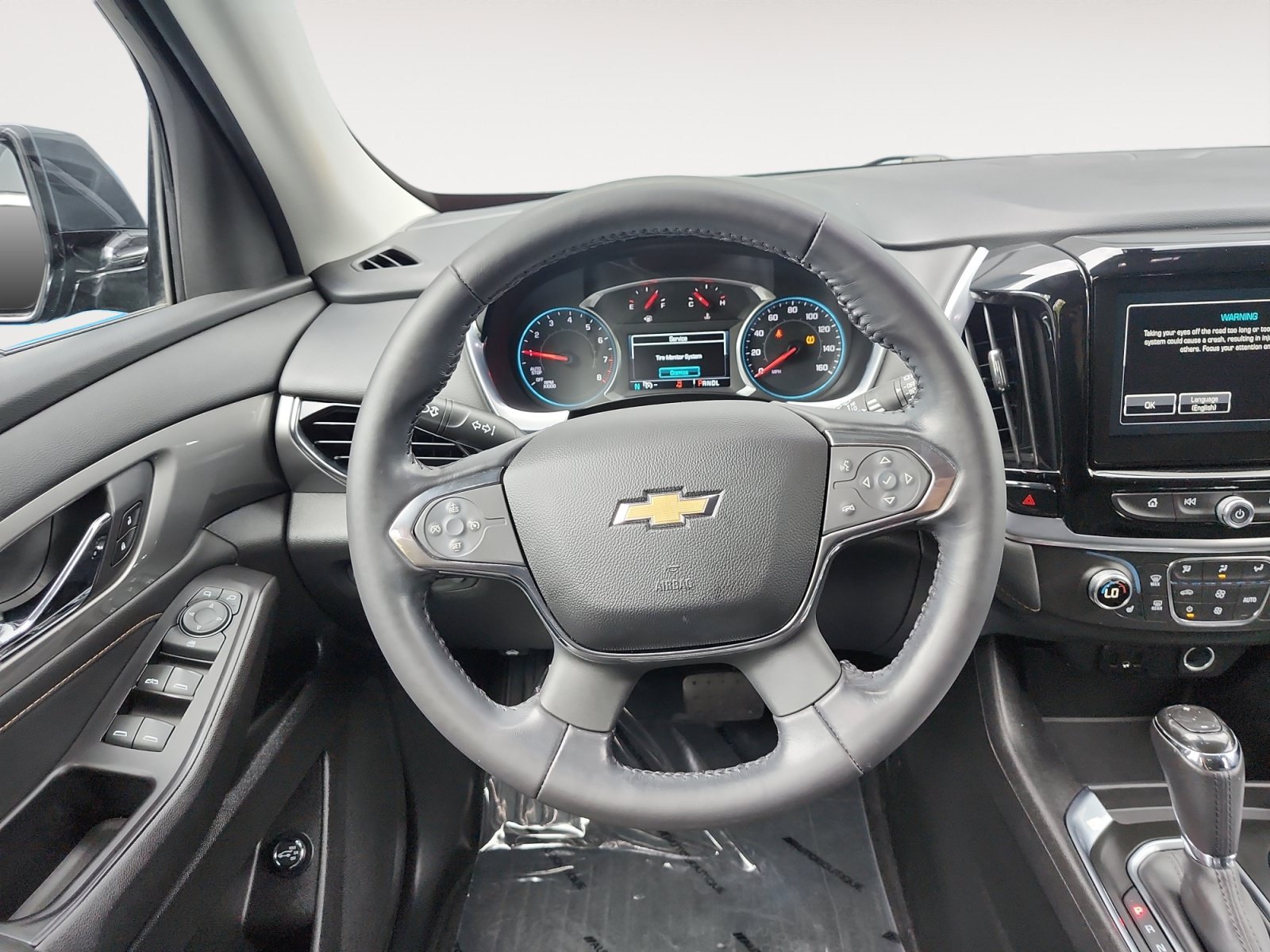 Used 2019 Chevrolet Traverse LT FWD image 12