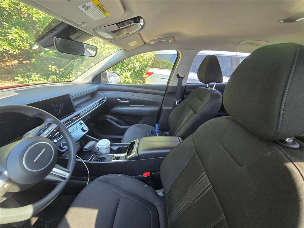 Used 2025 Hyundai Tucson SEL FWD image 4