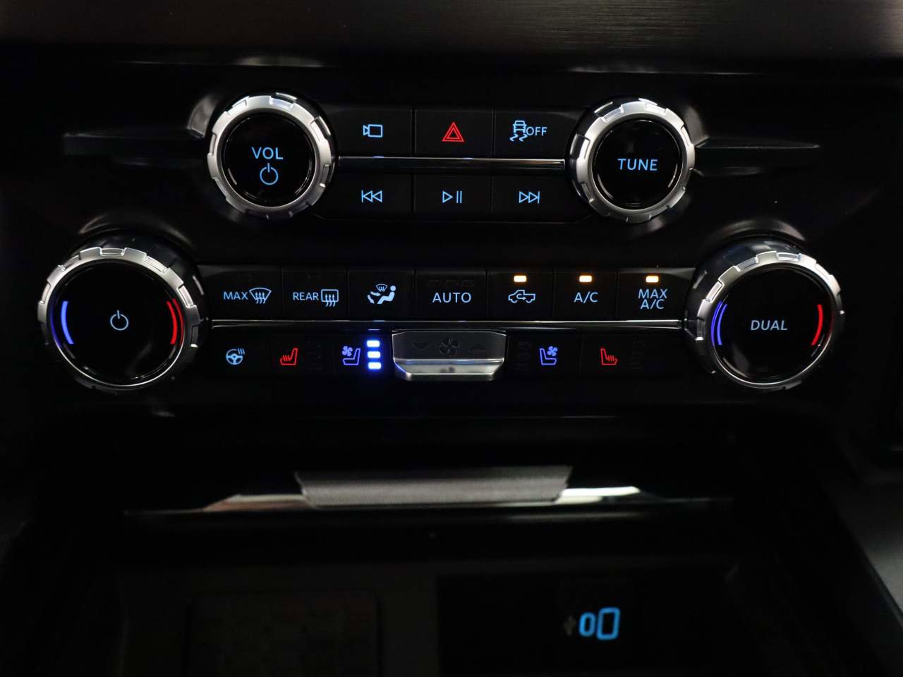 New 2025 Ford F250 Lariat w/ Lariat Ultimate Package AWD/4WD image 10