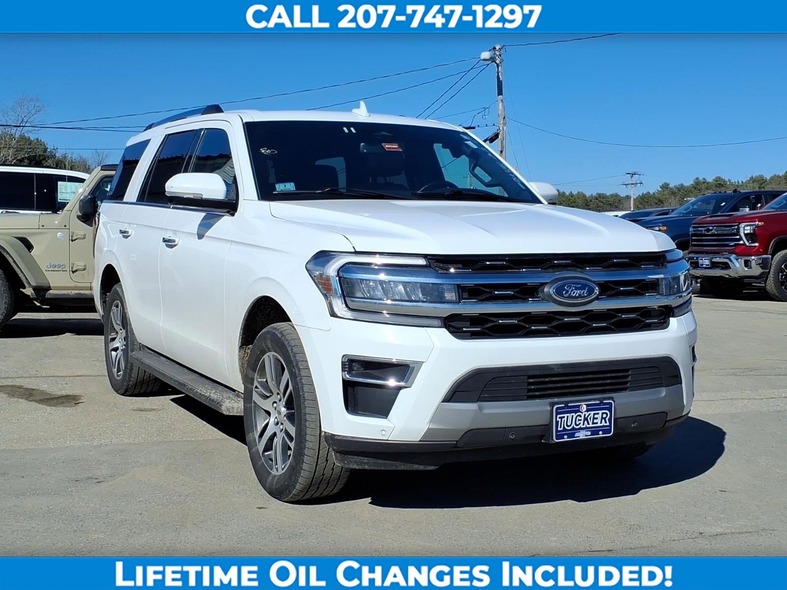 Used 2024 Ford Expedition Limited image 3