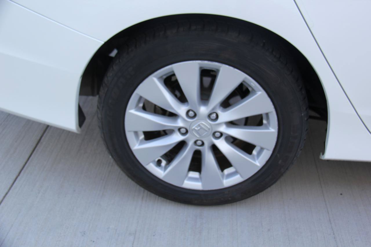 Used 2014 Honda Accord EX-L image 32