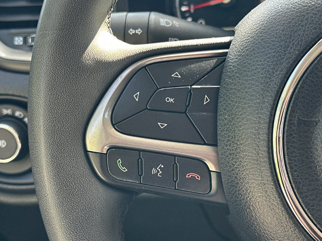 Used 2022 Jeep Renegade Latitude AWD/4WD image 26