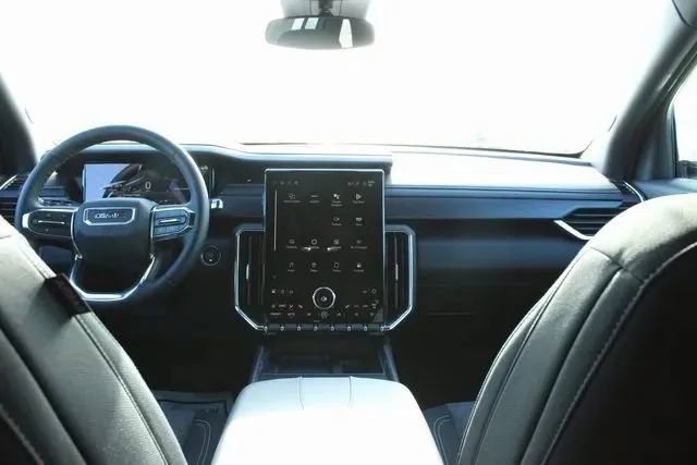 New 2025 GMC Acadia Elevation w/ LPO, Floor Liner Package image 22