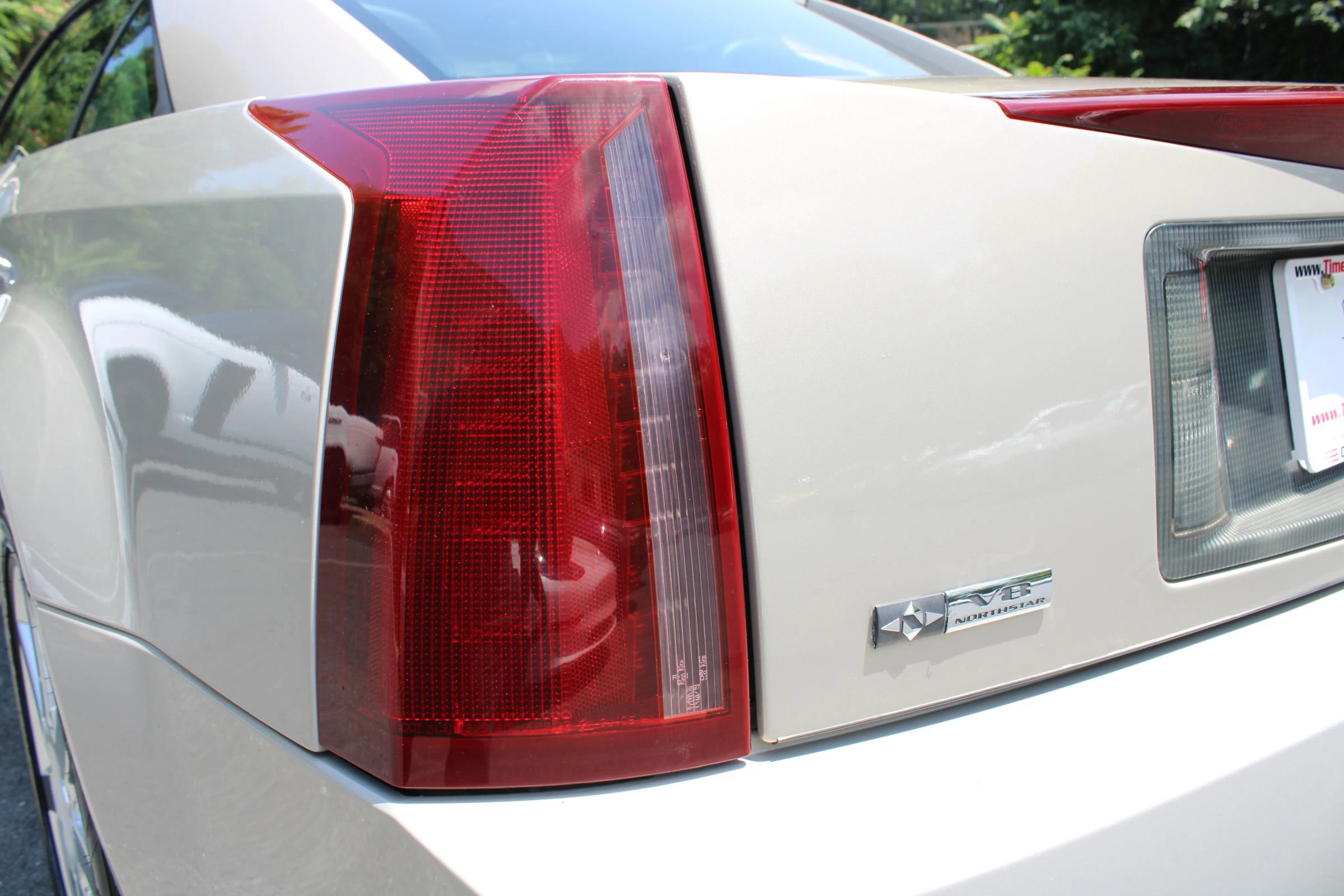 Used 2006 Cadillac XLR image 31