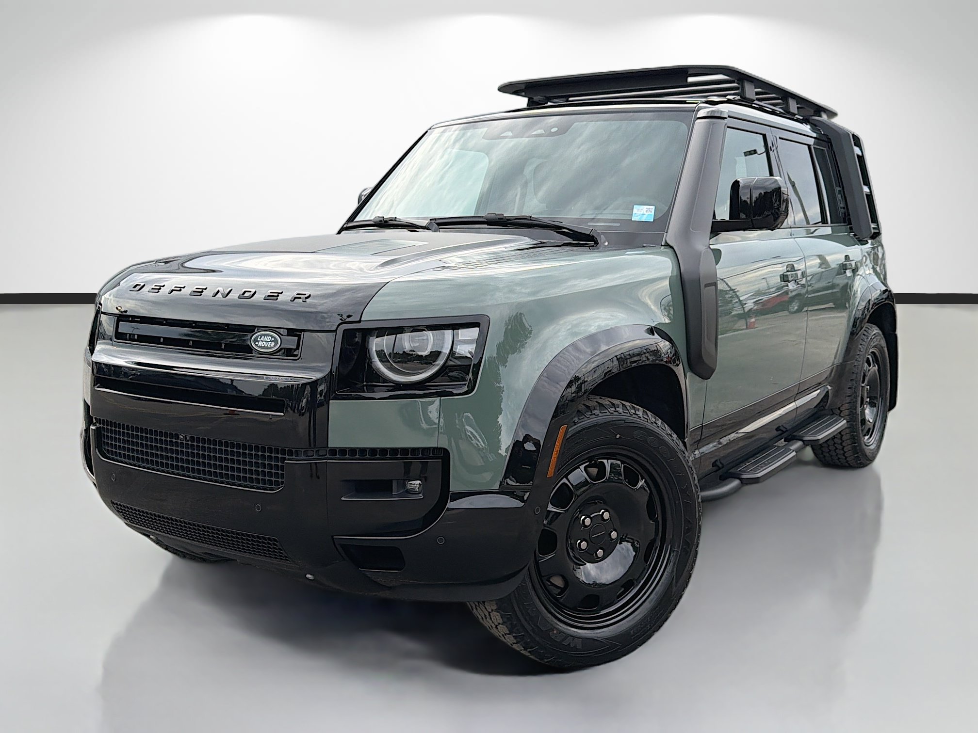 New 2026 Land Rover Defender 110 Trophy Edition AWD/4WD image 1
