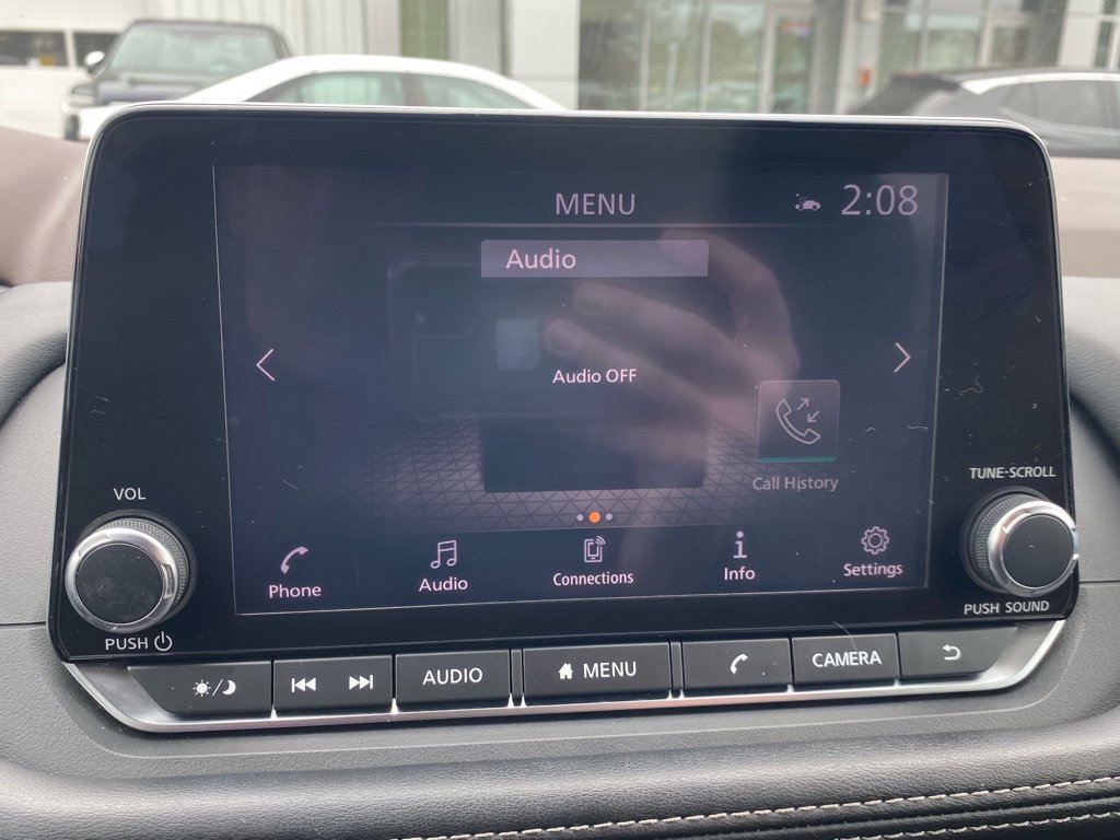 Used 2022 Nissan Rogue SV image 19