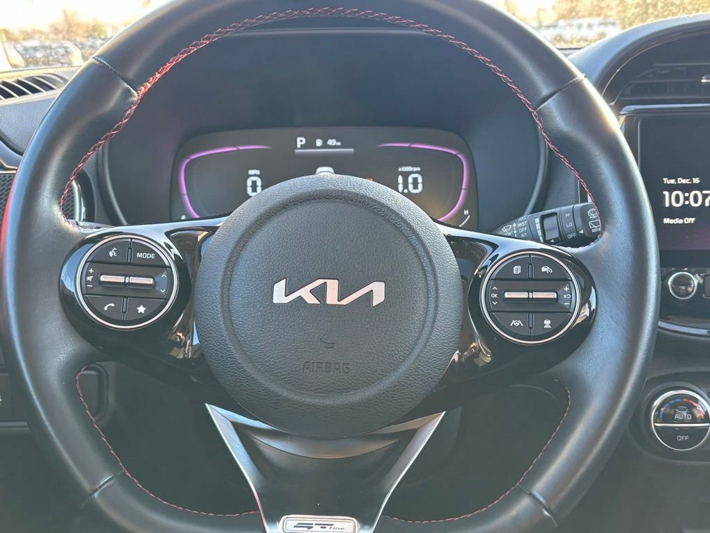 Used 2023 Kia Soul GT-Line w/ GT-Line Technology Package image 12