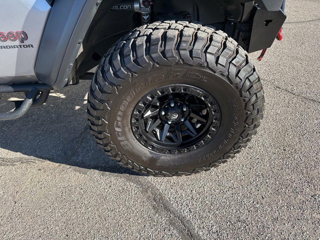 Used 2020 Jeep Gladiator Rubicon image 12