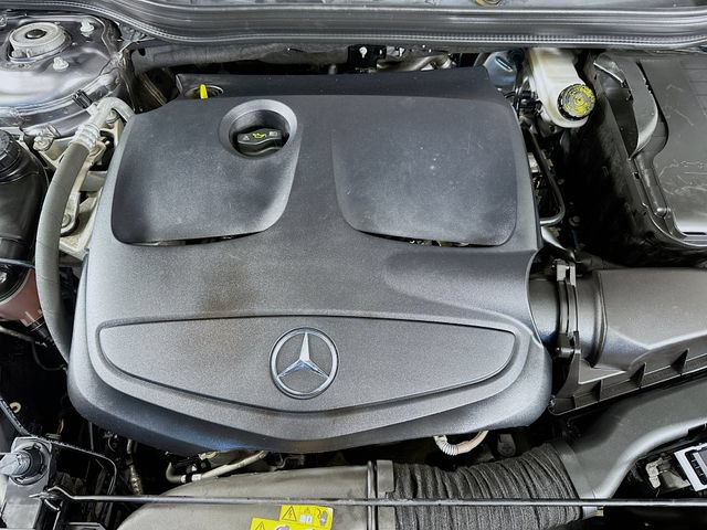 Used 2017 Mercedes-Benz GLA 250 4MATIC image 36