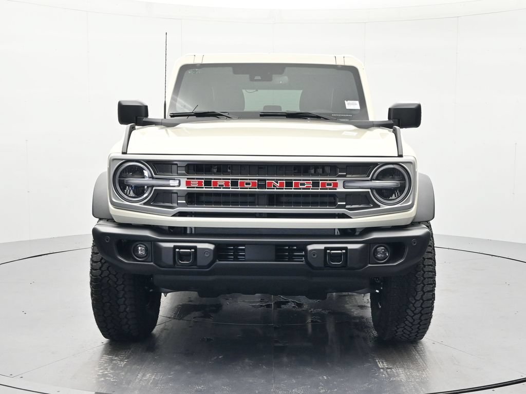 New 2026 Ford Bronco Outer Banks w/ Sasquatch Package AWD/4WD image 2