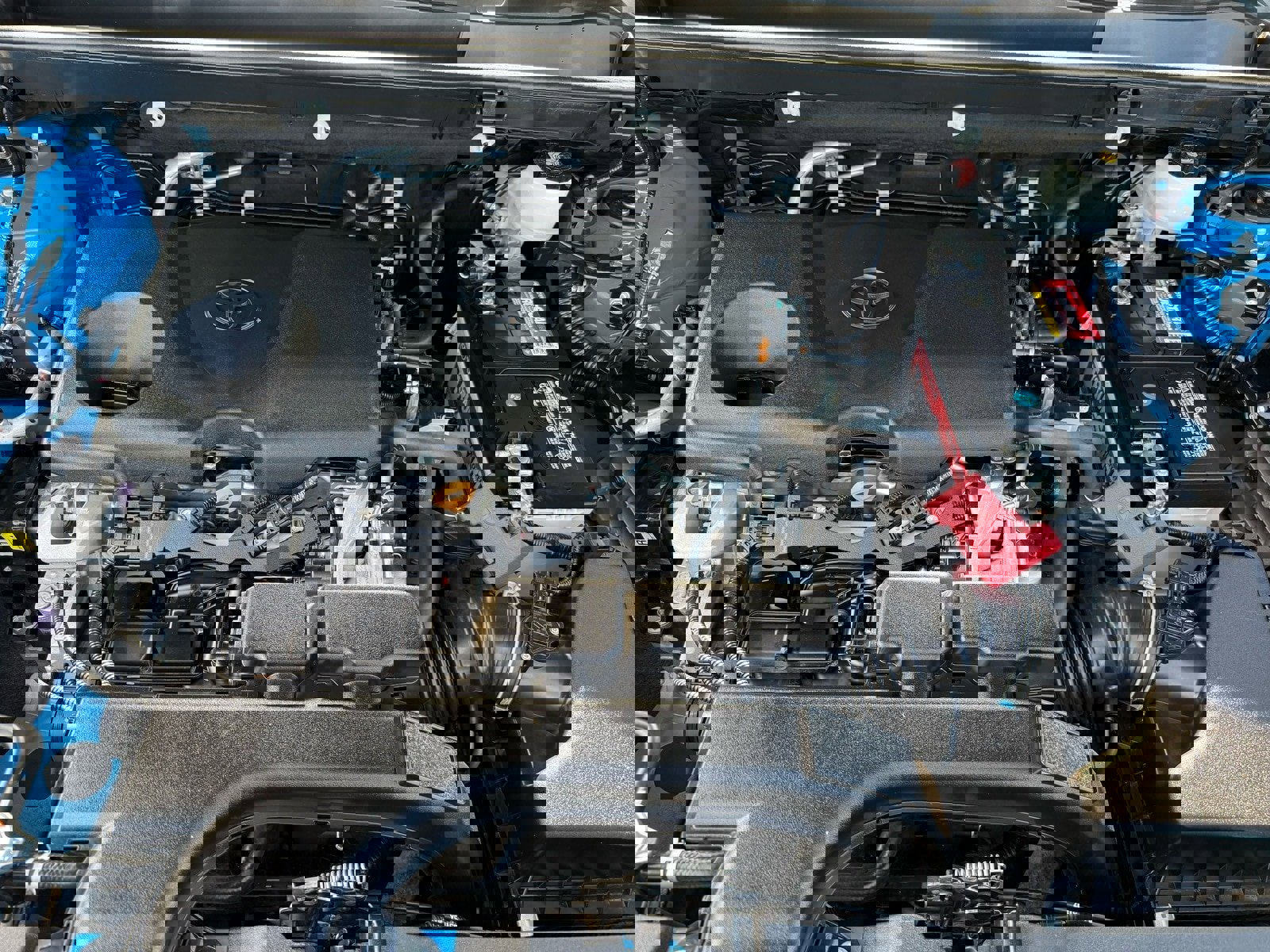 Used 2020 Toyota RAV4 XLE image 34