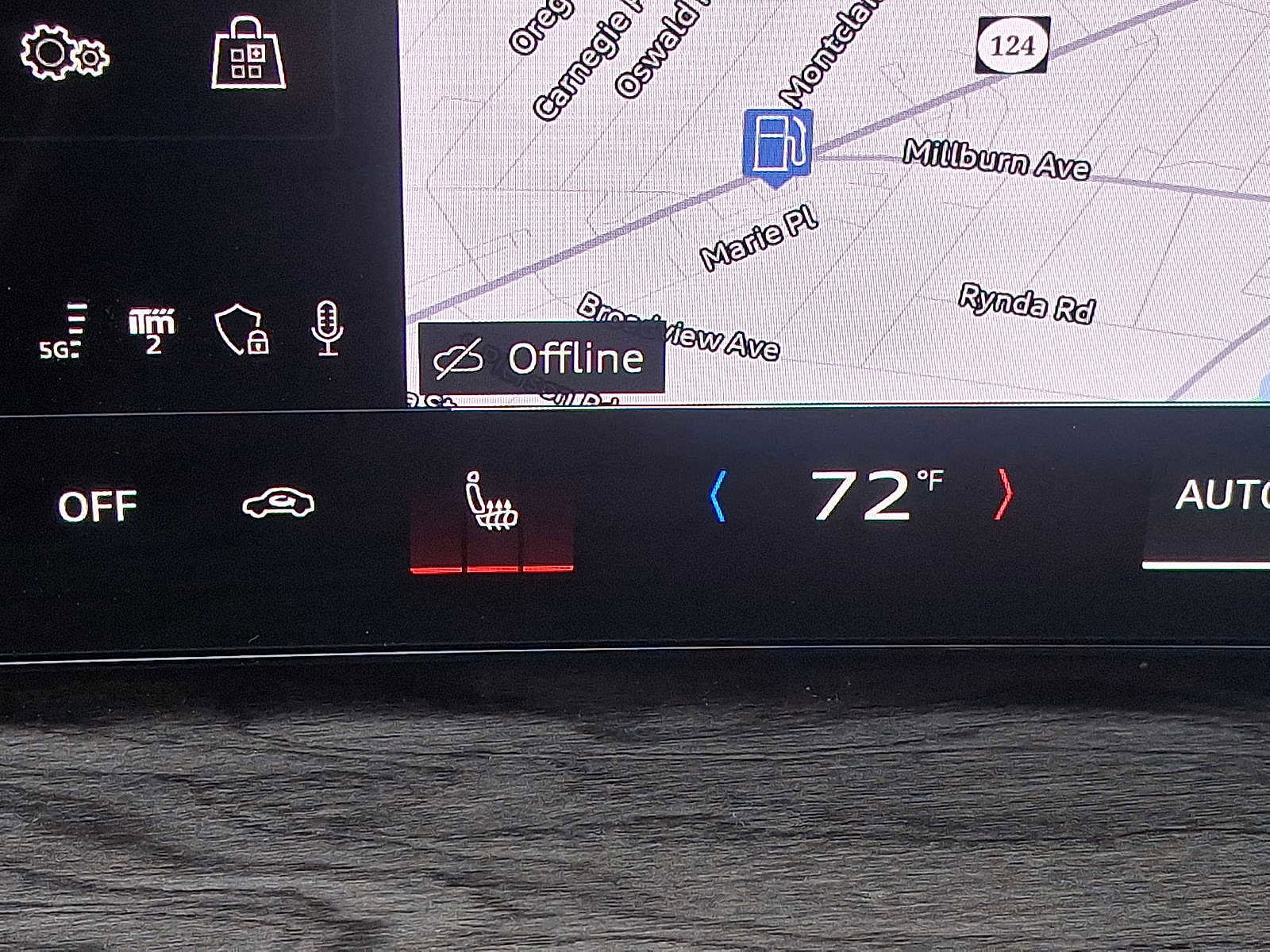 Certified 2025 Audi Q5 Premium w/ Convenience Package image 19