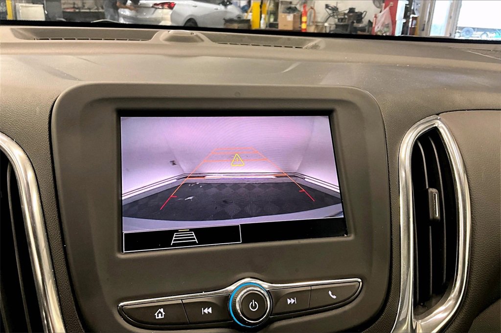 Used 2023 Chevrolet Equinox LT w/ LPO, Floor Liner Package image 20