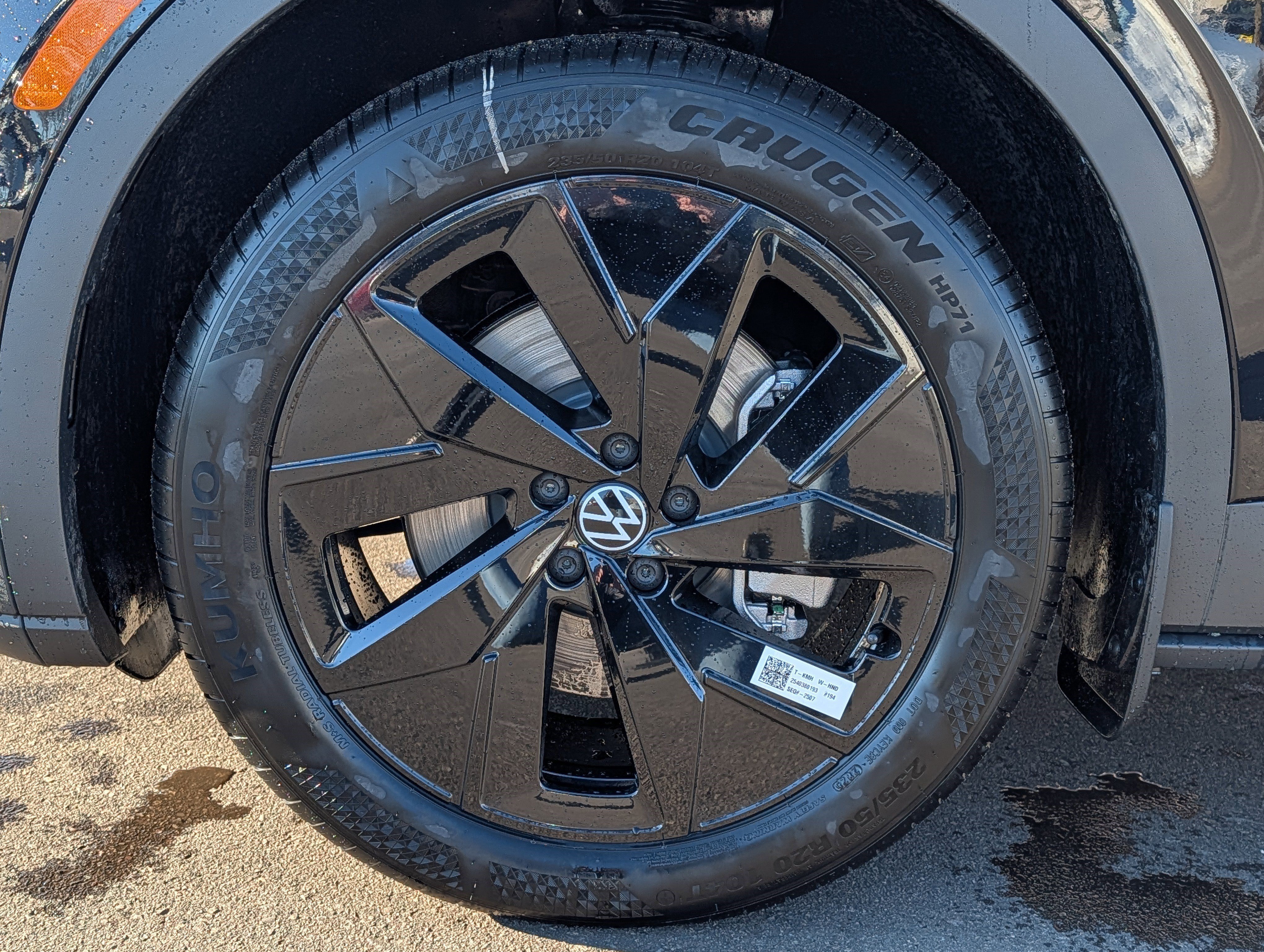 New 2025 Volkswagen ID.4 Pro S Plus AWD/4WD image 3