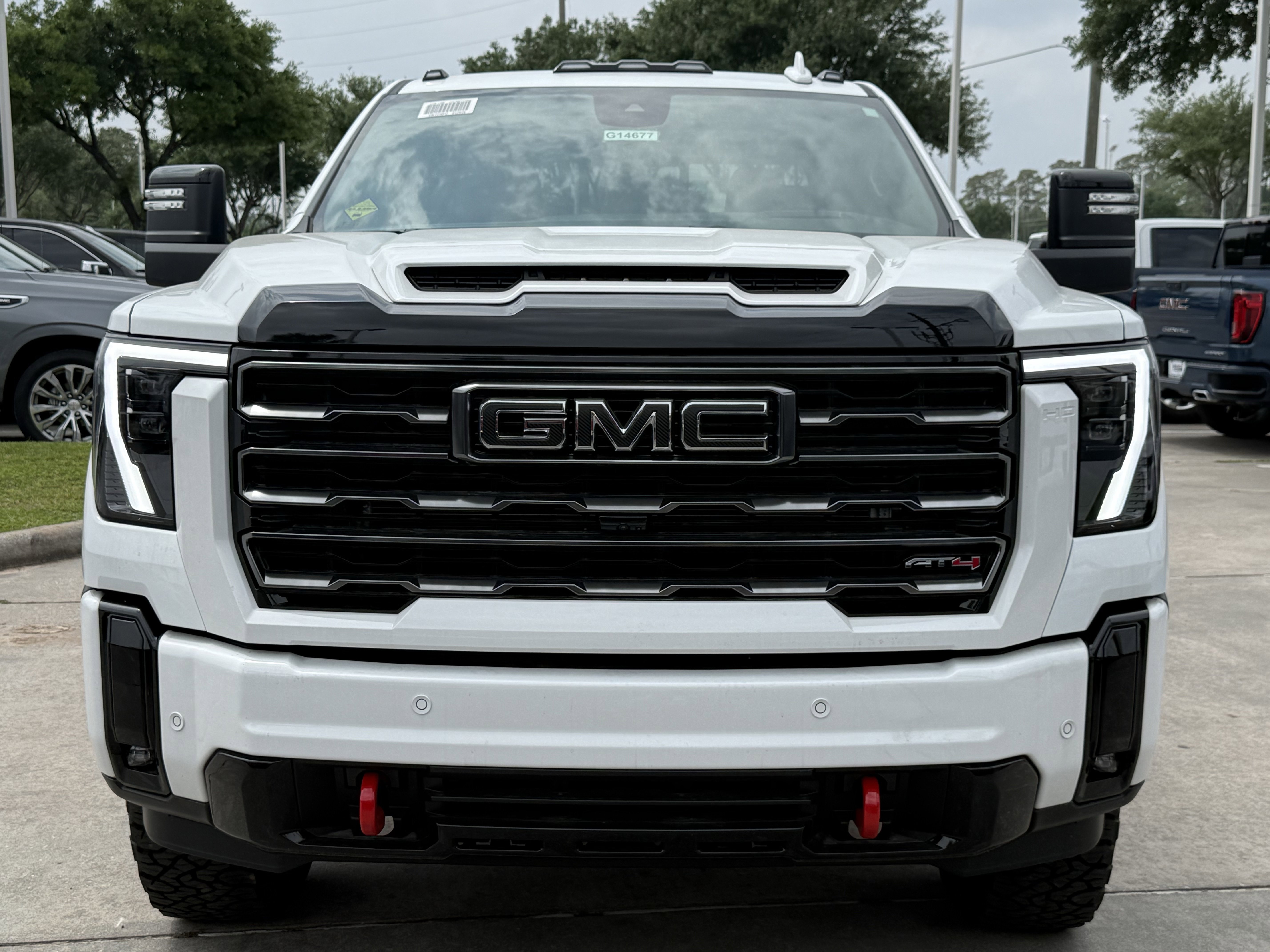 Used 2026 GMC Sierra 2500 AT4 w/ AT4 Premium Plus Package AWD/4WD image 7