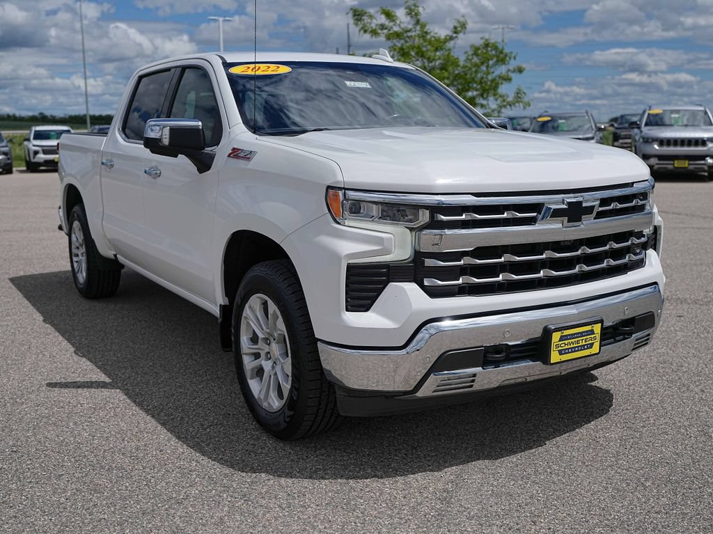 Used 2022 Chevrolet Silverado 1500 LTZ AWD/4WD image 4