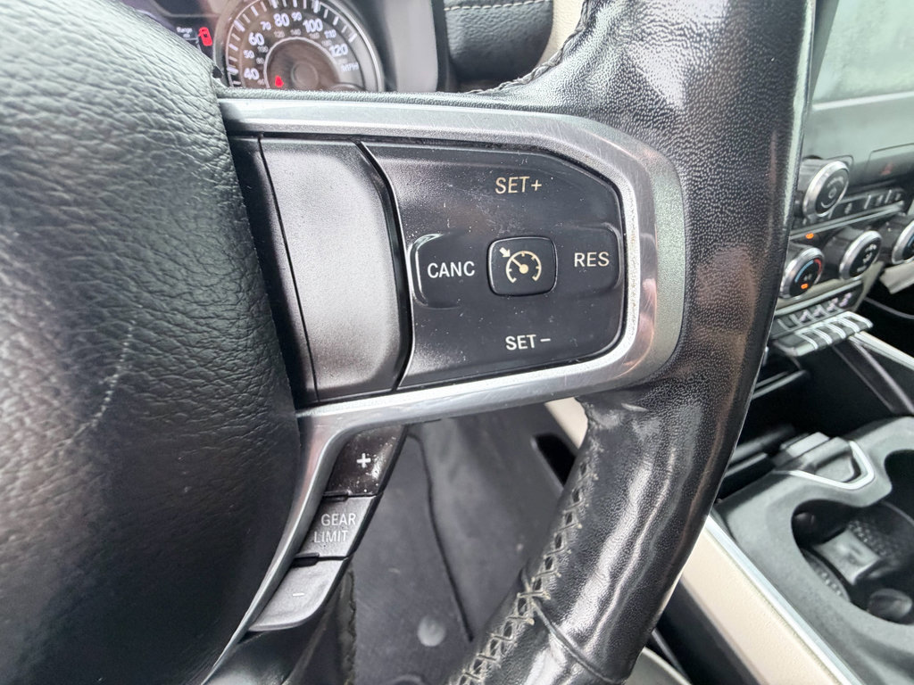 Used 2019 RAM 1500 Laramie RWD image 16