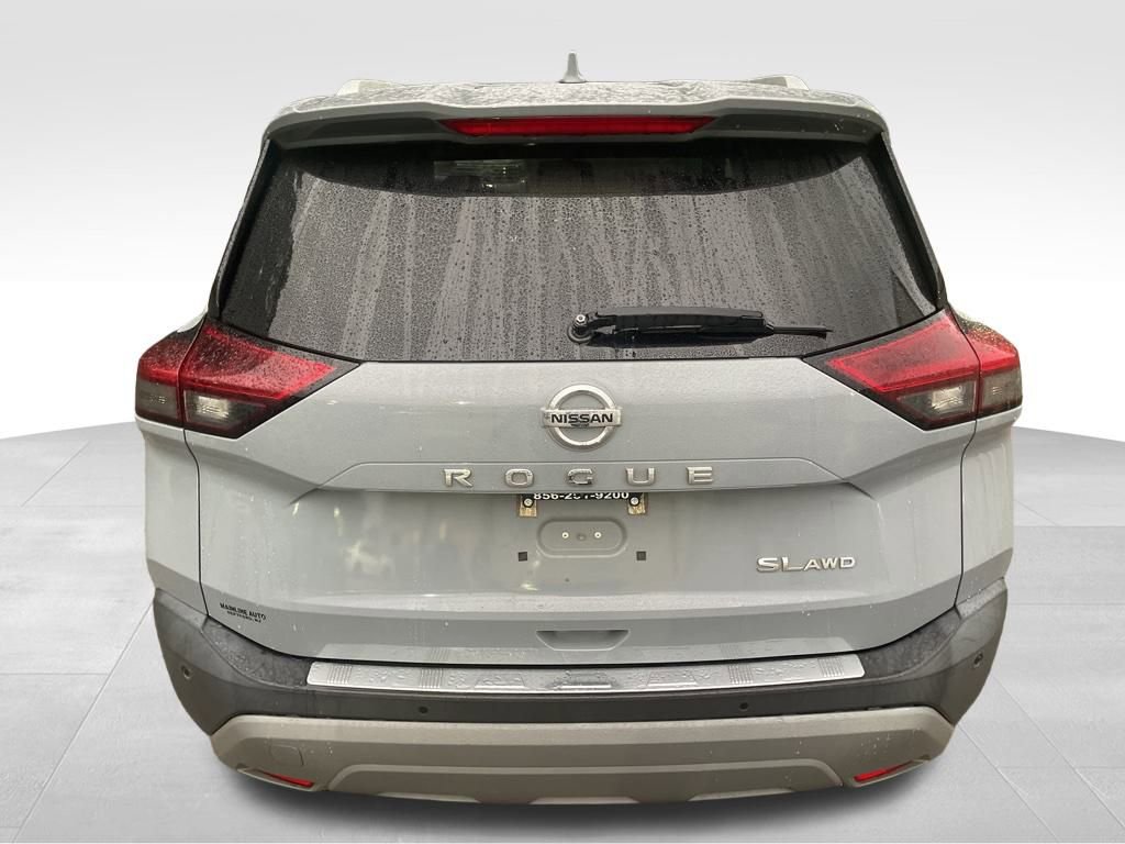 Used 2021 Nissan Rogue SL w/ Premium Package image 4