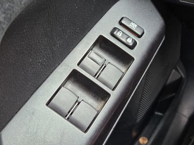 Used 2018 Toyota RAV4 XLE image 27