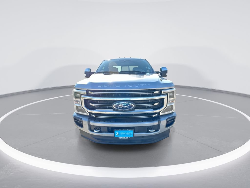 Used 2022 Ford F350 Platinum AWD/4WD image 3