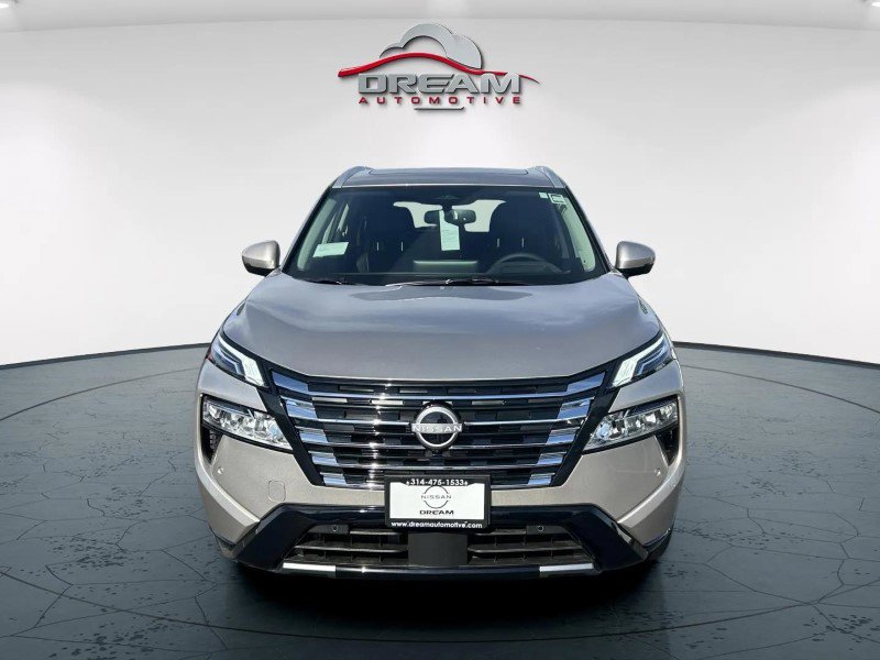 New 2026 Nissan Rogue Platinum w/ Platinum Premium Package image 3