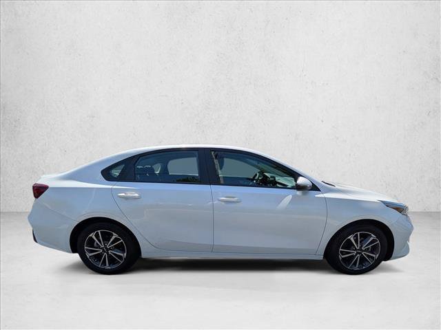 Used 2023 Kia Forte LXS w/ LXS Technology Package FWD image 4