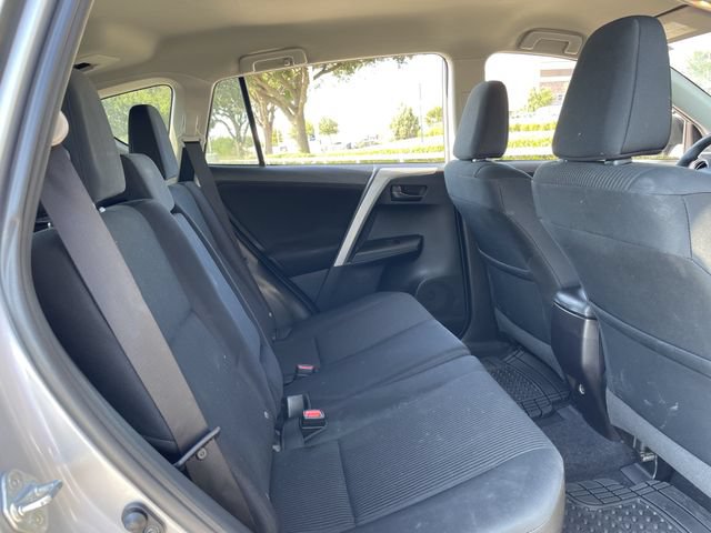 Used 2016 Toyota RAV4 LE FWD image 26