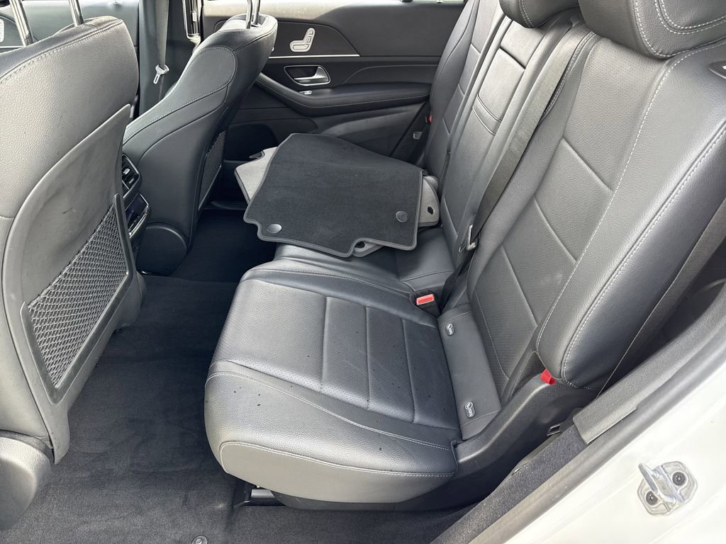 Used 2024 Mercedes-Benz GLS 450 4MATIC image 15