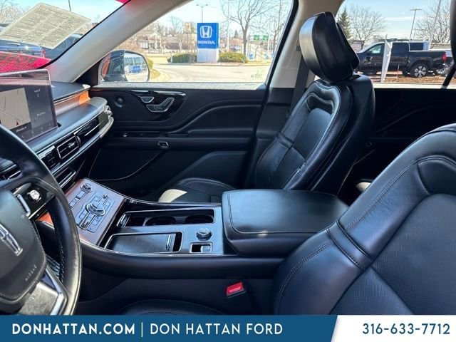 Used 2020 Lincoln Aviator Reserve w/ Equipment Group 201A AWD/4WD image 4