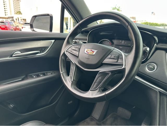 Used 2023 Cadillac XT5 Luxury AWD/4WD image 7